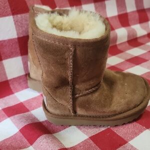 Ugg Brown Suede Shearling Boots